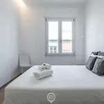 Enchanting Panoramic Retreat Appartement