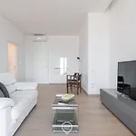 Appartement Enchanting Panoramic Retreat *