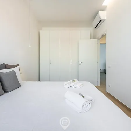 아파트 Enchanting Panoramic Retreat